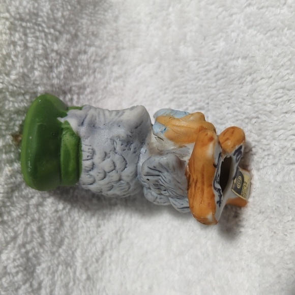 Brinn's Vintage Mail Carrier Owl Ceramic Figurine - Picture 4 of 7